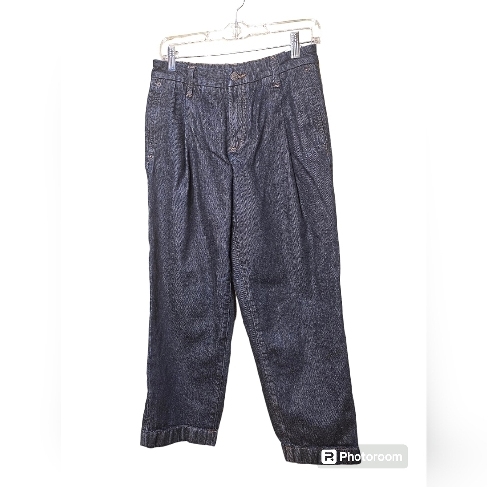 Banana Republic dark denim jean. Trouser style with pleaded front. Preppy
